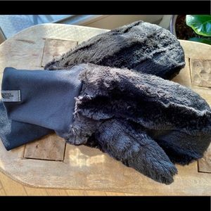 New North Face Mittens; Women’s Medium; Black